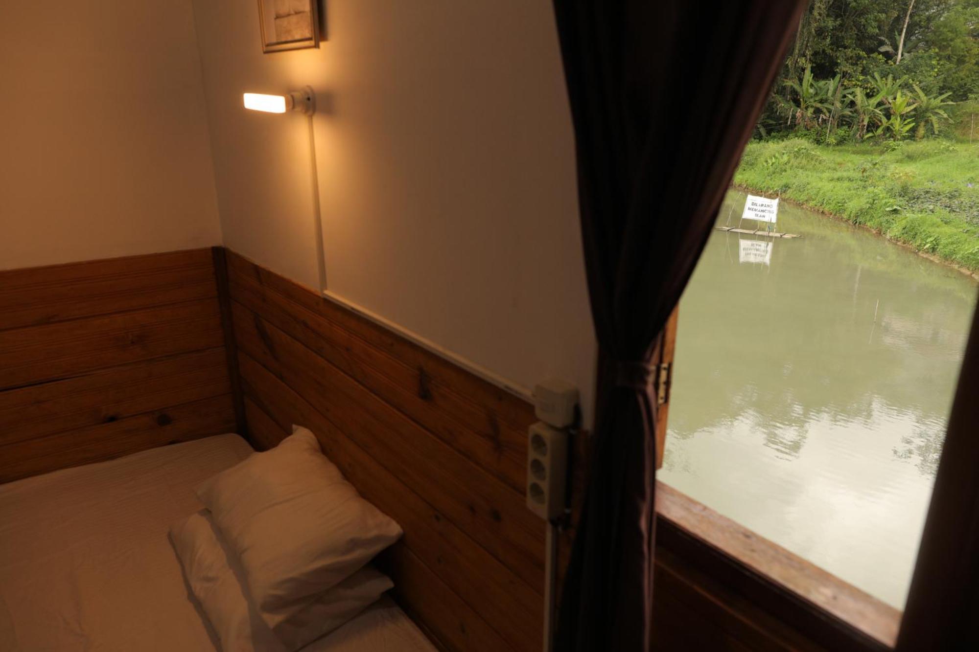 Mama Tia Family Homestay ランテパオ エクステリア 写真